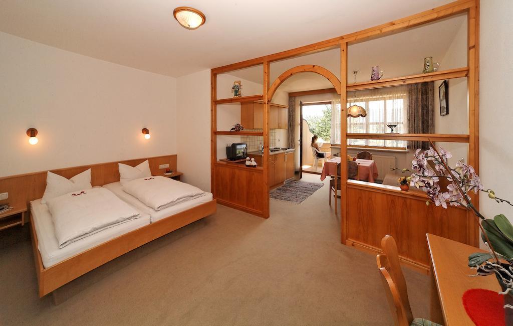 Hotel Landhaus Maria Bed&Breakfast à Regen Chambre photo